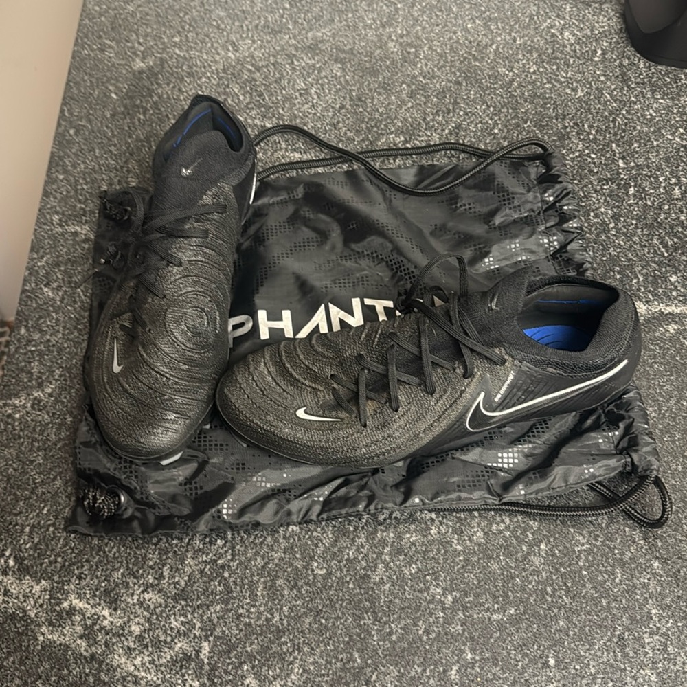 Nike phantom GX elite soccer cleats